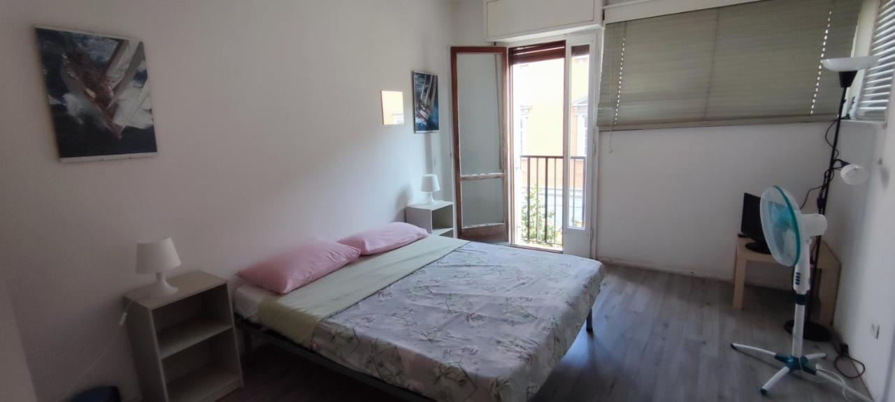 Slataper 22 - Sunny, Central And Confortable Trieste Bagian luar foto