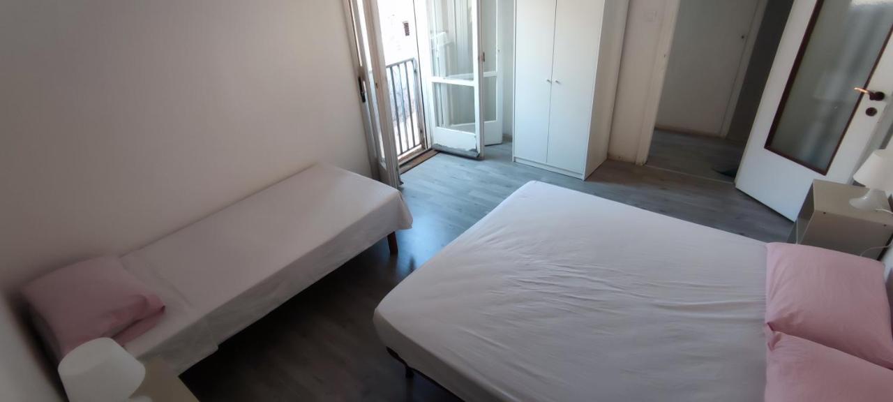 Slataper 22 - Sunny, Central And Confortable Trieste Bagian luar foto